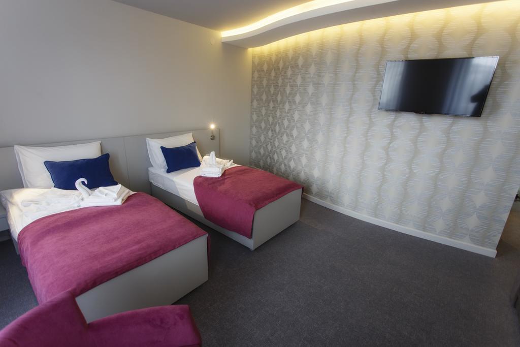 Hotel Kragujevac Habitación foto